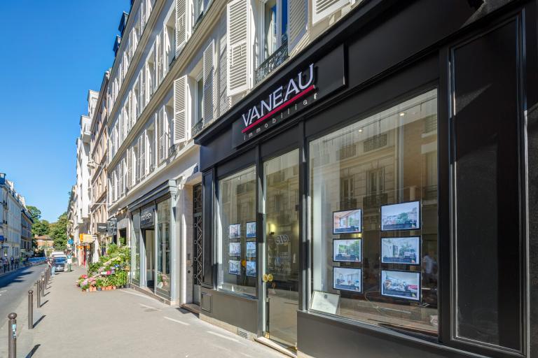 About Vaneau Luxury Real Estate